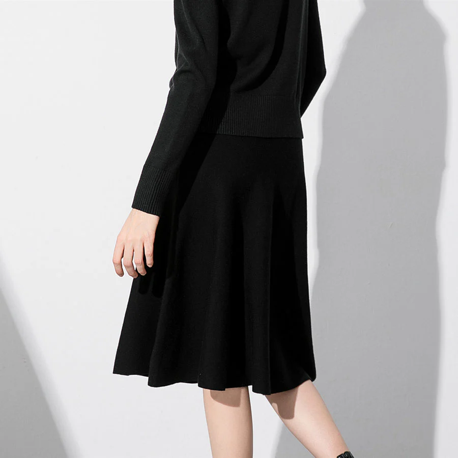 Knit Top & Circle Skirt - Image 7